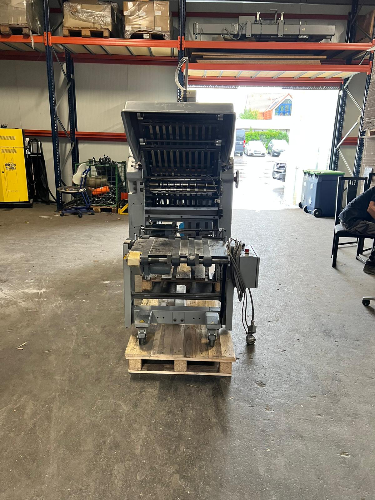 Stahl Ti52/4-Fi | AGM Anwar Graphische Maschinen GmbH