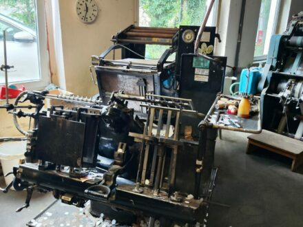Heidelberg A3 GTP Platen with Hotstamping